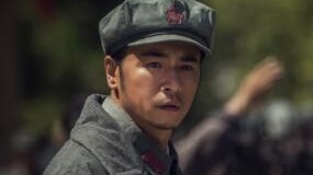 姚卓君 饰 首长